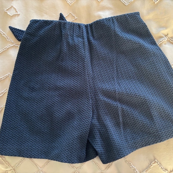 XS Zara Skort - Picture 4 of 4